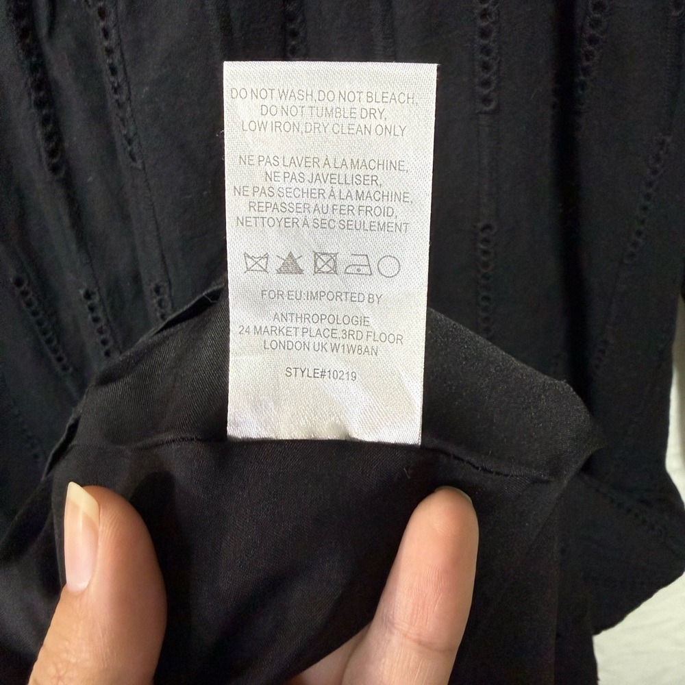 ANTHROPOLOGIE HUTCH Black Eyelet Lace Puff Sleeve Smocked Midi Dress XSP - Picture 7 of 9